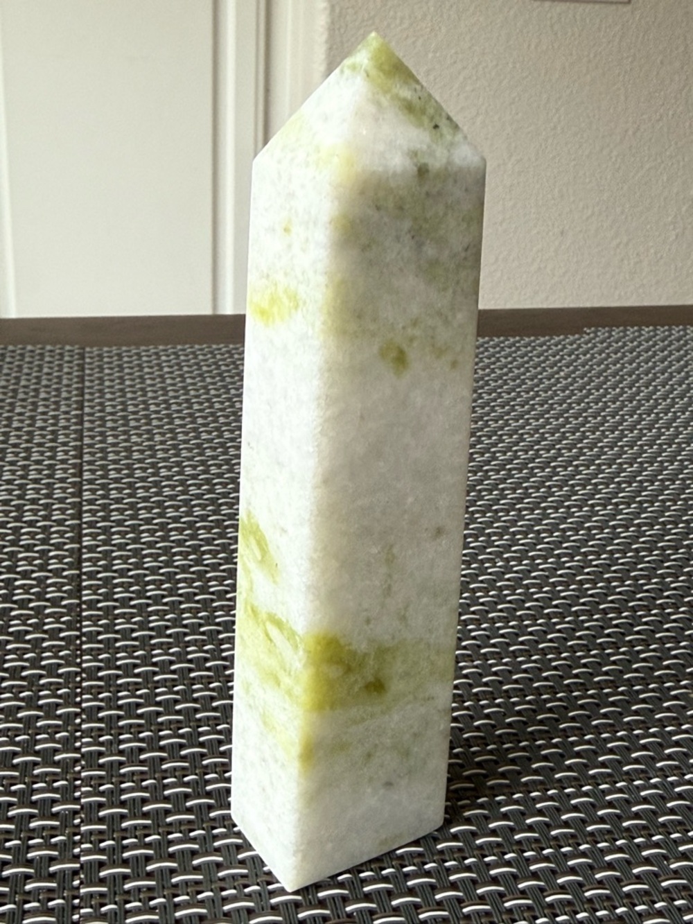 Natural Stone Healing Crystal Tower